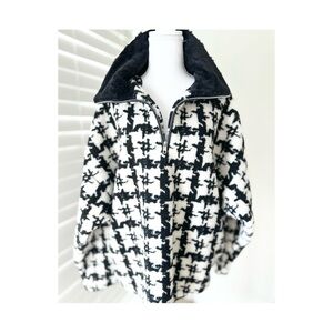 NWT Brunette The Label Black & White Houndstooth Zip Sweater
